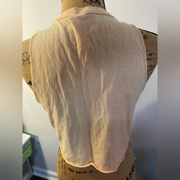 Project Social | Love Compass Medium Crop Top - Picture 4 of 5